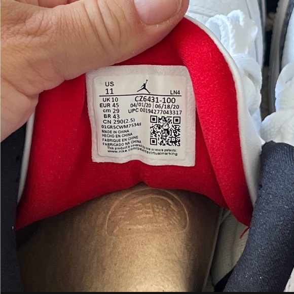 Air Jordan 3 Retro denim SE “Fire red” - Picture 2 of 10